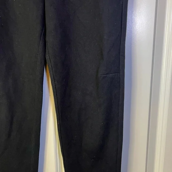 Old Navy Joggers - Picture 7 of 9